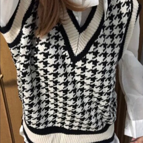houndstooth v neck vest